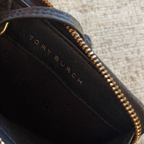 Tory Burch Black Wallet with Gold Logo - Picture 5 of 8